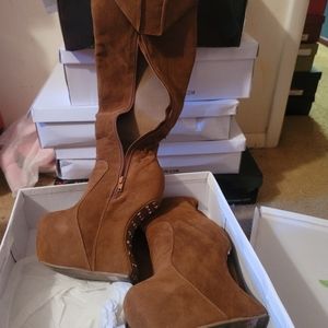 Women's boots